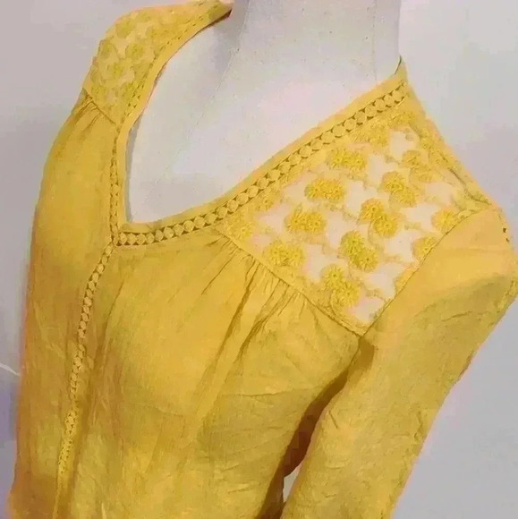 John Paul Richard Raelinn Floral Crochet Detail Mustard Yellow Blouse Top - Picture 1 of 10